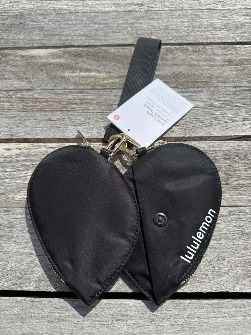 LULULEMON Dual Pouch Wristlet Heart NWT black gold